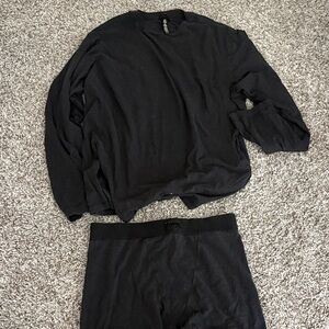 Skims  Black Long-Sleeve Thermal Top & Boxer Set